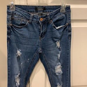 Forever 21 Cropped Skinny Ripped Ankle Jeans Size 26